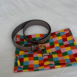 Gucci Gray Leather Belt with Multicolor Buckle